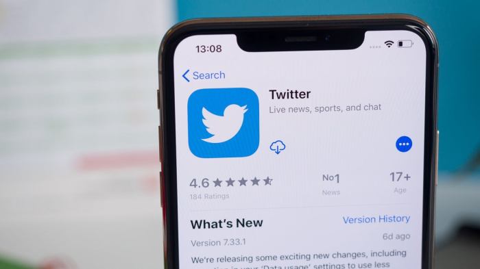 Twitter suspends verification system develops new one